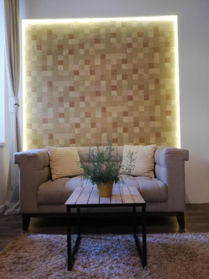 Embassy Studio Apartment Citypark Будапеща Екстериор снимка