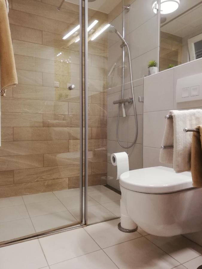 Embassy Studio Apartment Citypark Будапеща Екстериор снимка