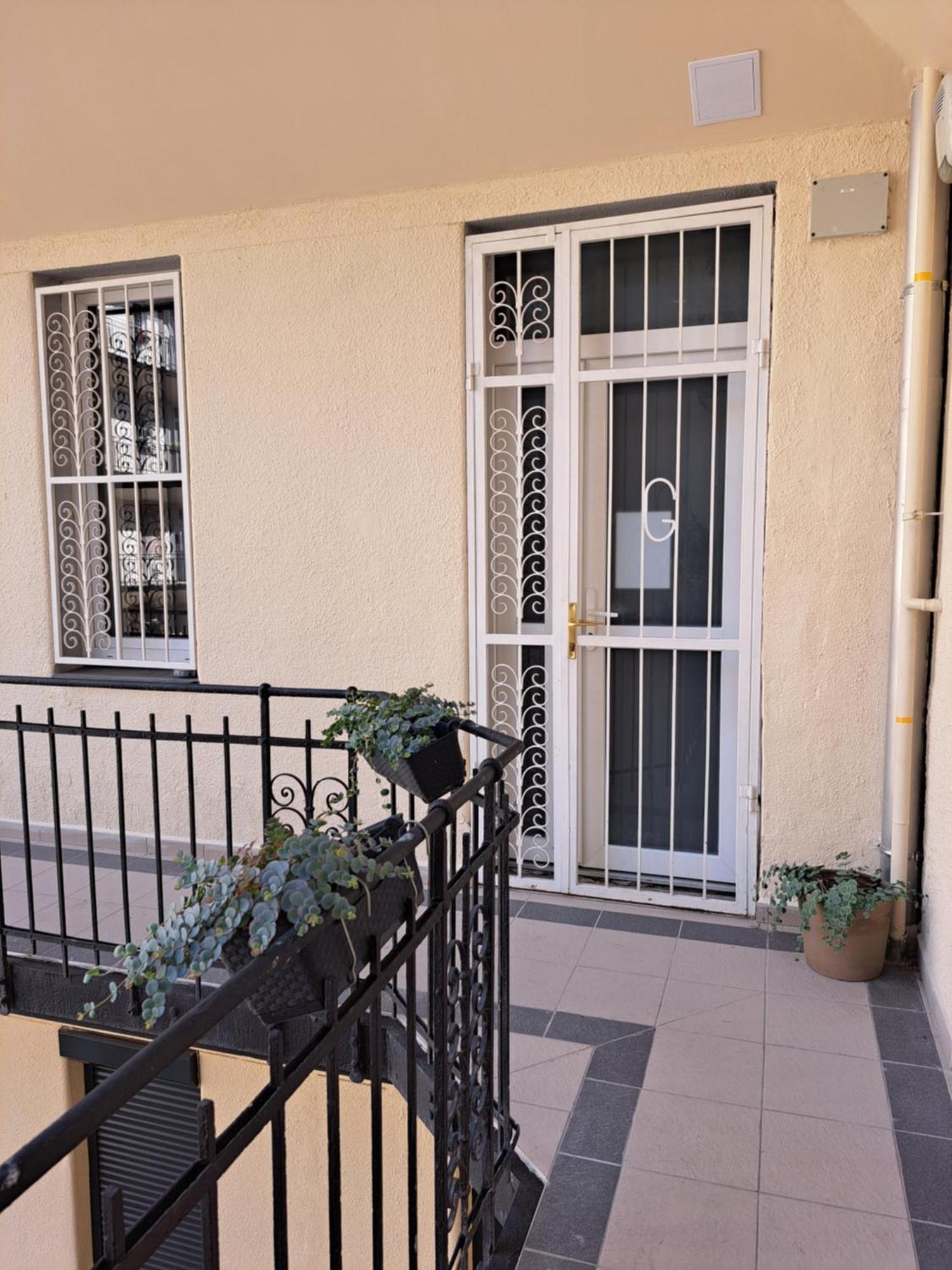 Embassy Studio Apartment Citypark Будапеща Екстериор снимка